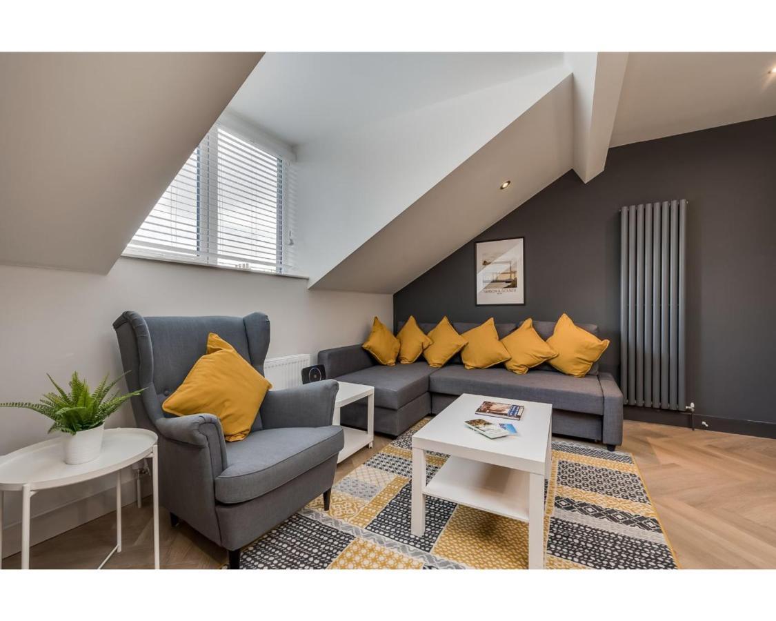 Central Belfast Apartments: University Street Buitenkant foto